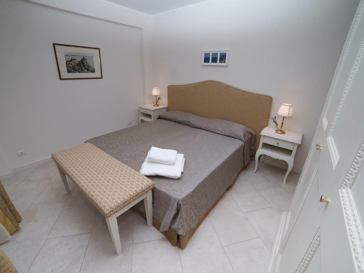 Apartmán Marina Di Savoca Santa Teresa Di Riva Exteriér fotografie